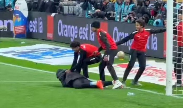 乐鱼vip 注册-摩洛哥抢毛巾球员：向所有人真诚道歉，比赛时我情绪过于激动了