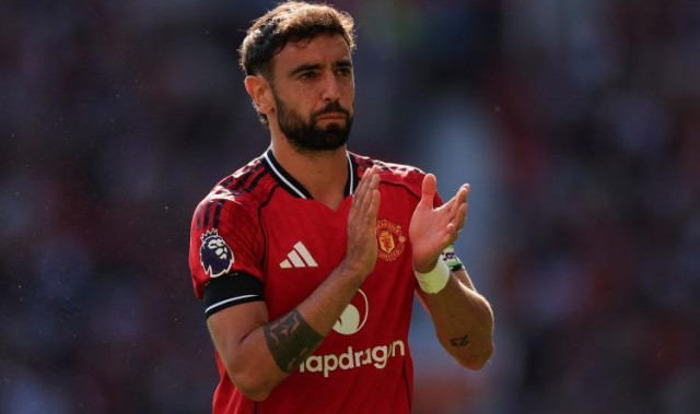 B费在英超联赛已经打进63粒进球，超过贝克汉姆的62粒