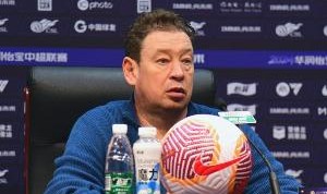 乐鱼娱乐在线登录入口-斯卢茨基：国安和申花目标都是争冠 明天的比赛重要性不言而喻