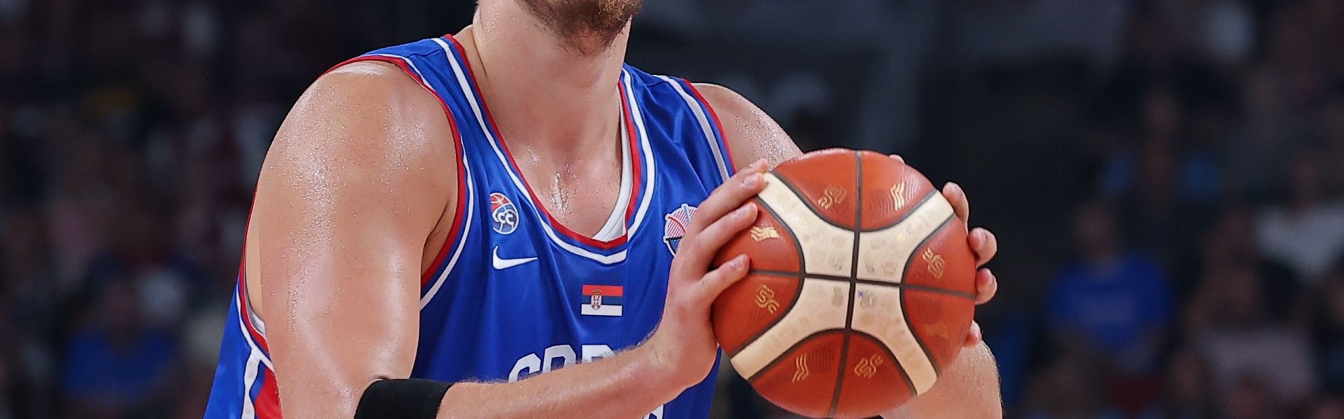 乐鱼体育官网登录-欧锦赛仅三人场均23+助队三战全胜：约基奇、施罗德与马尔卡宁